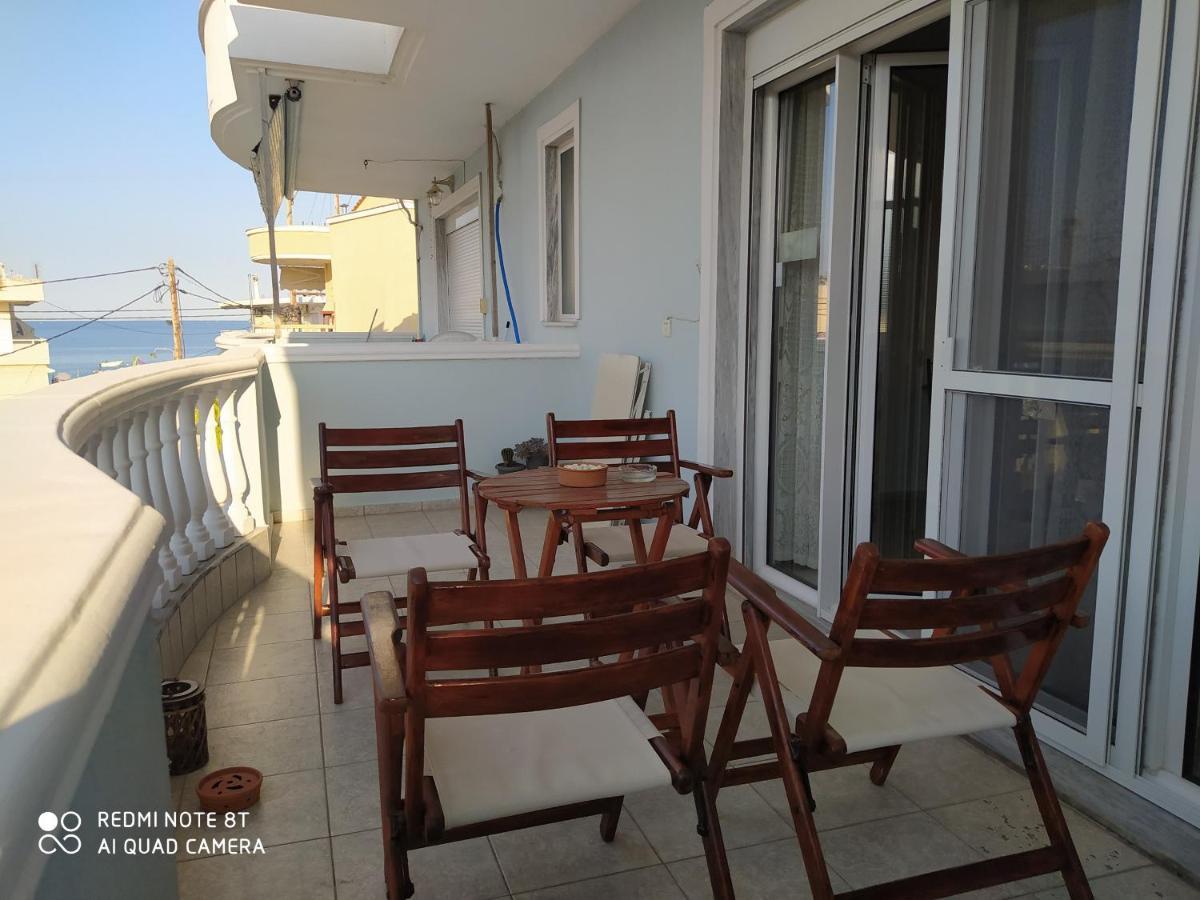Sea And Sky Apartment Néa Péramos 외부 사진